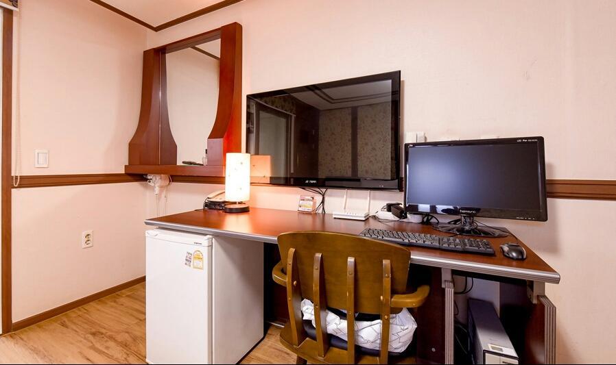 Hillstay Residence Hotel Gumi Ngoại thất bức ảnh