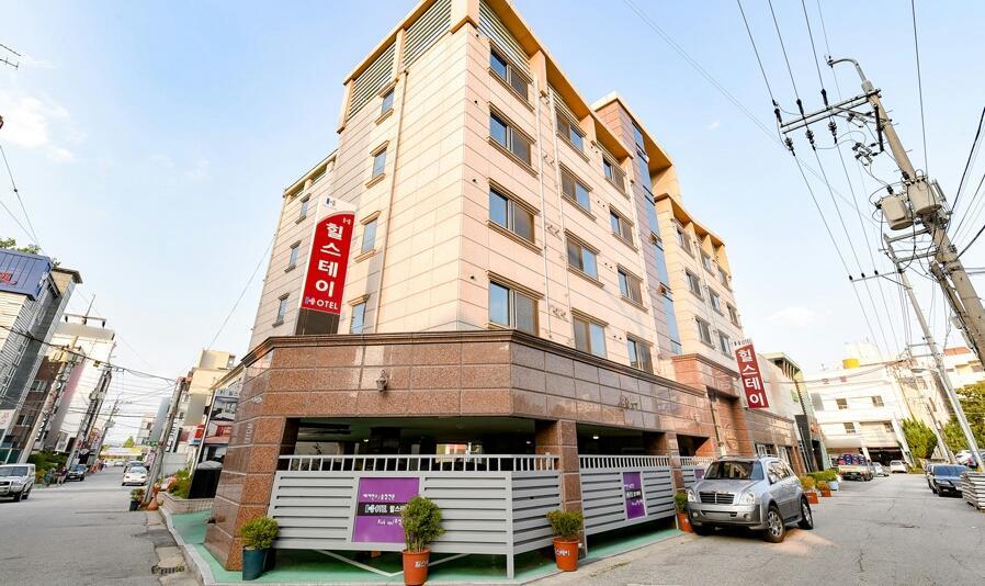 Hillstay Residence Hotel Gumi Ngoại thất bức ảnh