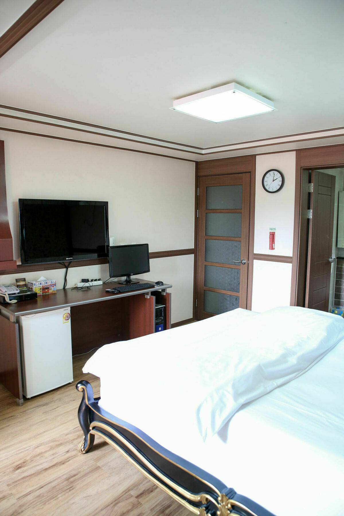 Hillstay Residence Hotel Gumi Ngoại thất bức ảnh